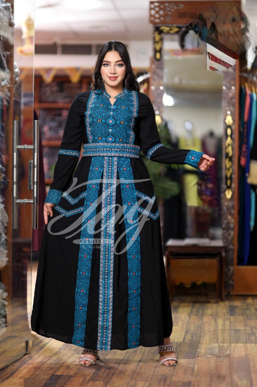 Hajar Sinawi Embroidery Abaya