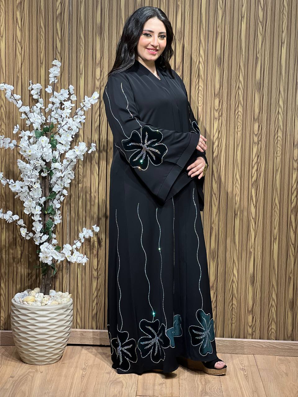 Maya Elegant Abaya