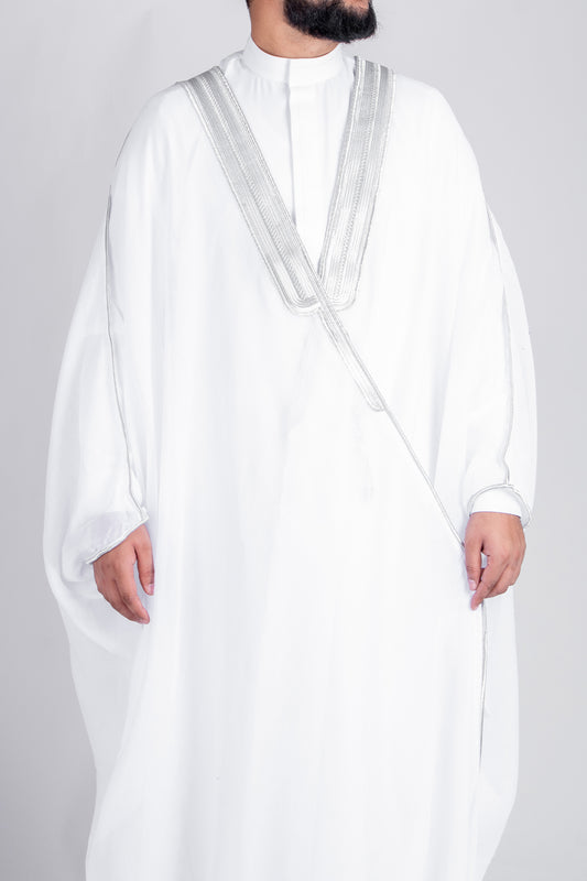 MANTEAU BISHT SAOUDI  BLANC ARGENTE 