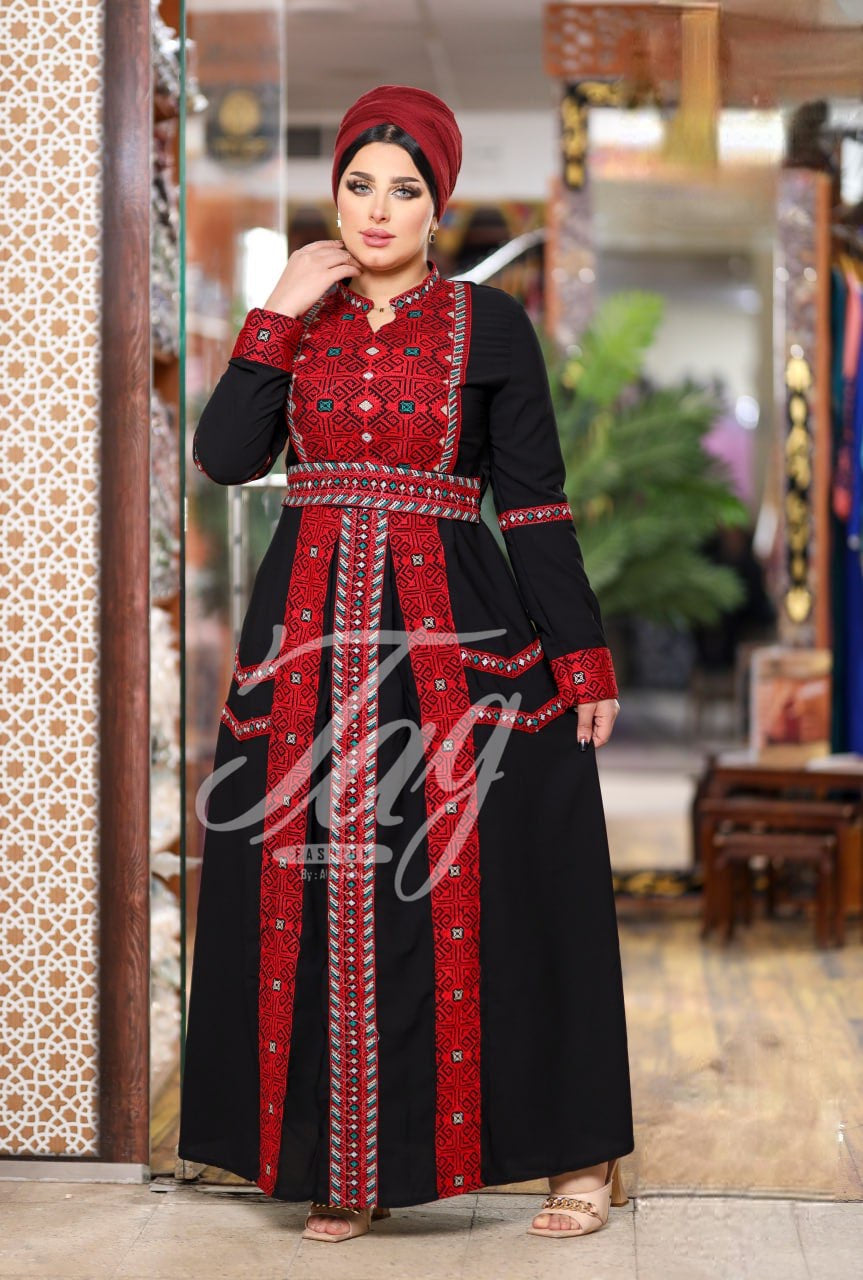 Hajar Sinawi Embroidery Abaya