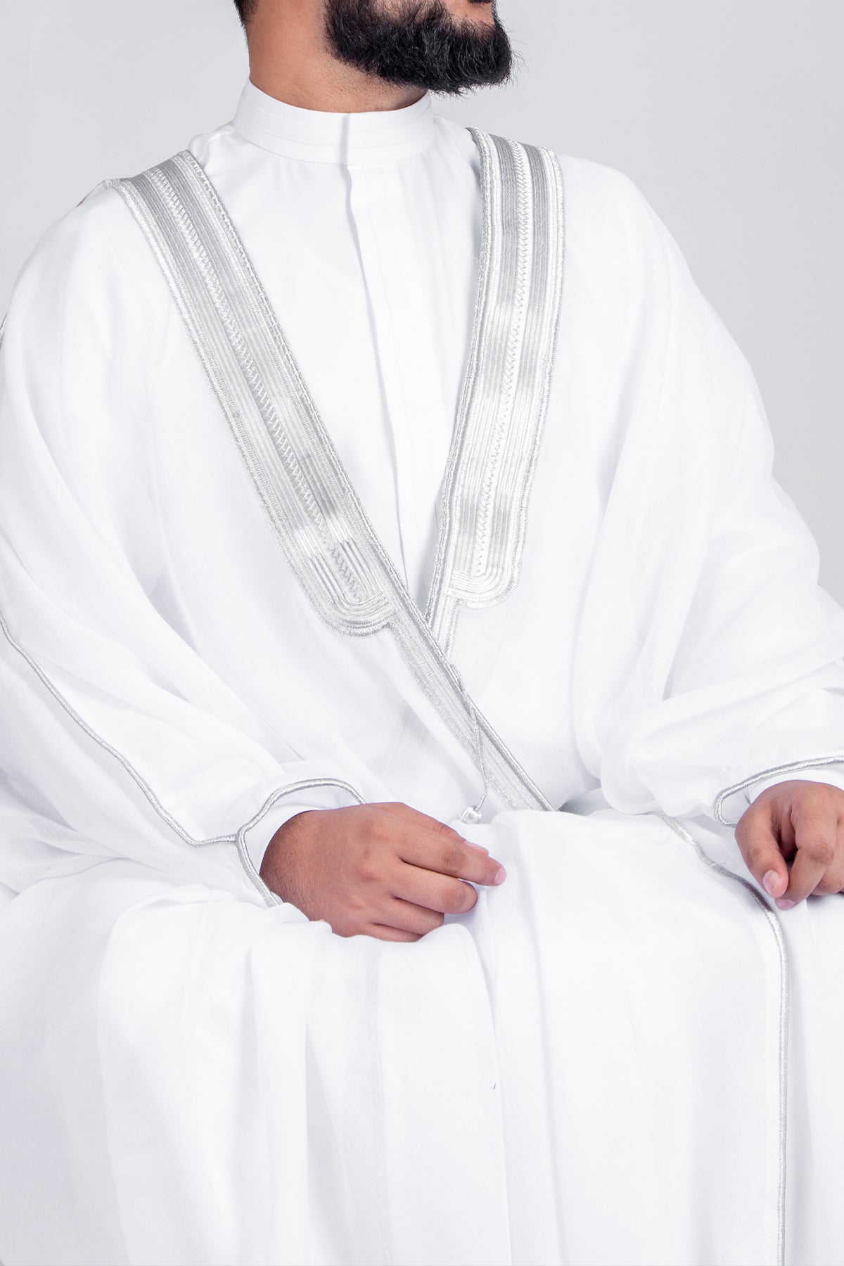 OVERCOAT SAOUDI PURE WHITE SILVER BISHT CLOAK - Arewa Collections