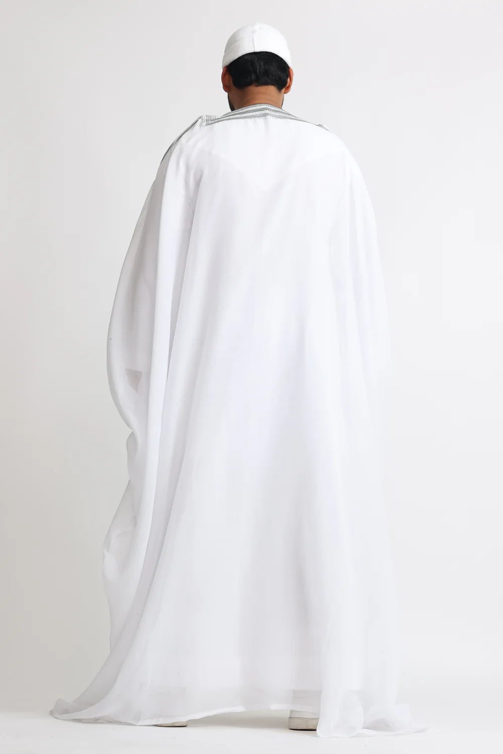 OVERCOAT SAOUDI PURE WHITE SILVER BISHT CLOAK - Arewa Collections