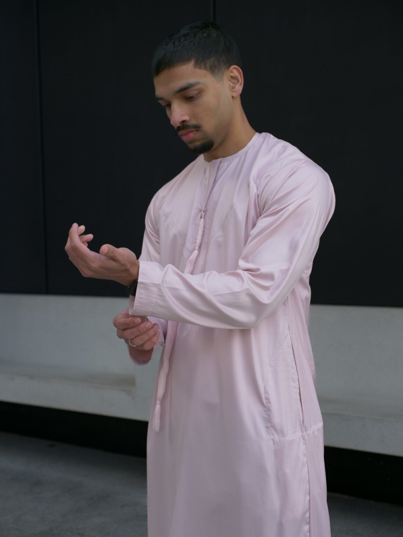 Rose water Silky Emirati Thobe - Arewa Collections